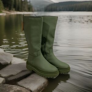 Steve Madden Women's Macall Fashion Boot, Olive, 9